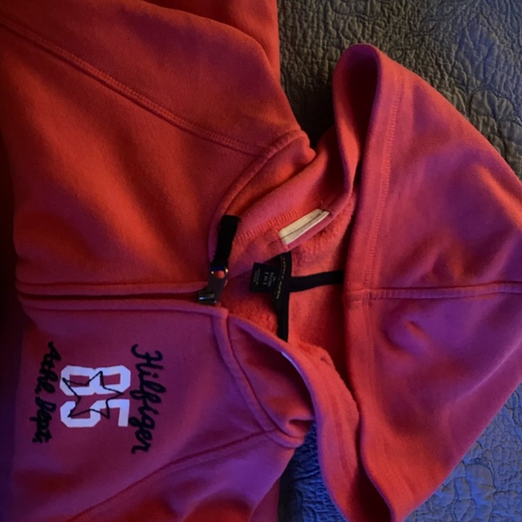 Tommy Hilfiger sweater - Picture 7 of 8